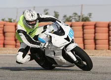 André Kip coureur Racing Team The Kip op de motor